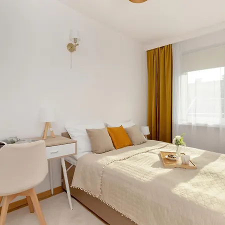 Seaside Park With Parking By Renters Apartment Gdansk