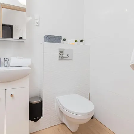Seaside & Park By Renters Apartamento *