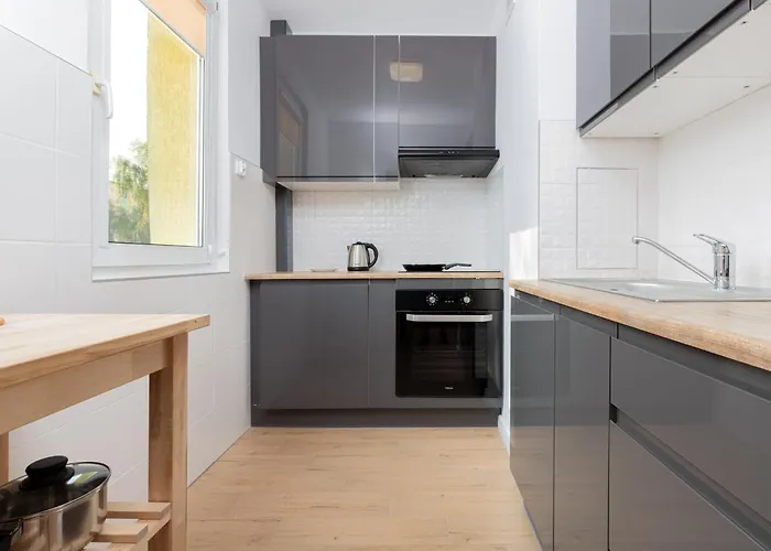 Seaside & Park By Renters Apartman